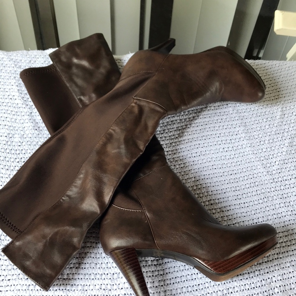 Brown boots